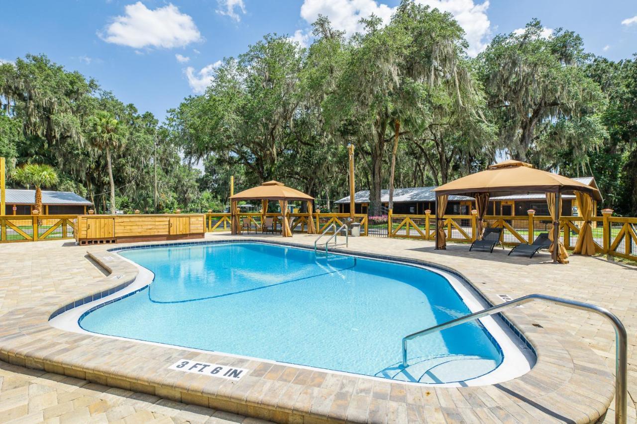 Idlewild Lodge And Rv Park Lake Panasoffkee Exterior photo